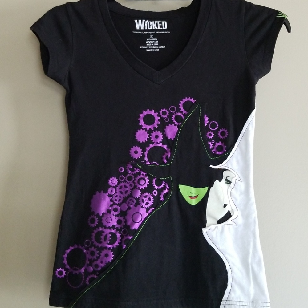 Broadway Wicked Official Tee Black Size Small